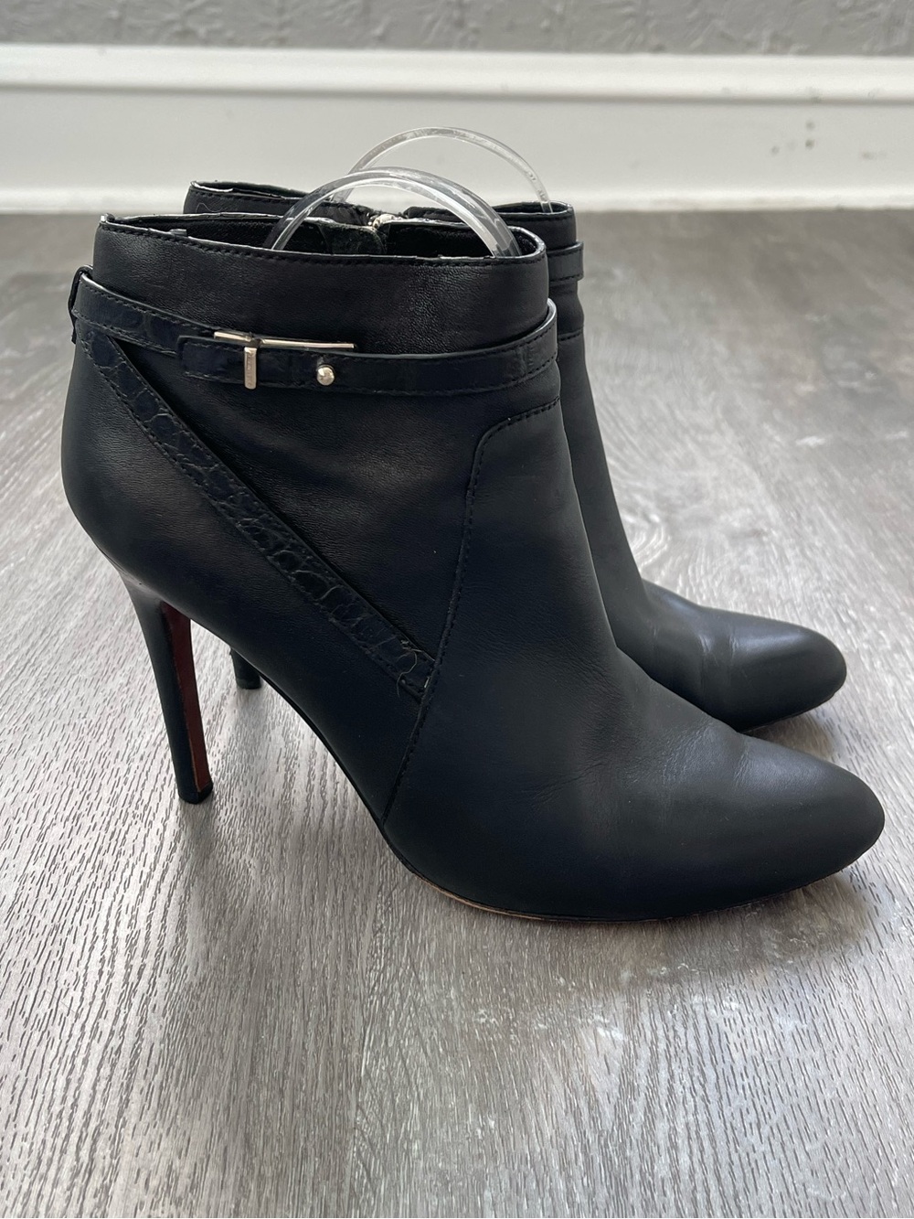 Coach Ursa Ankle Boots Leather Stiletto Black Croc Strap Size 9B - Picture 3 of 5